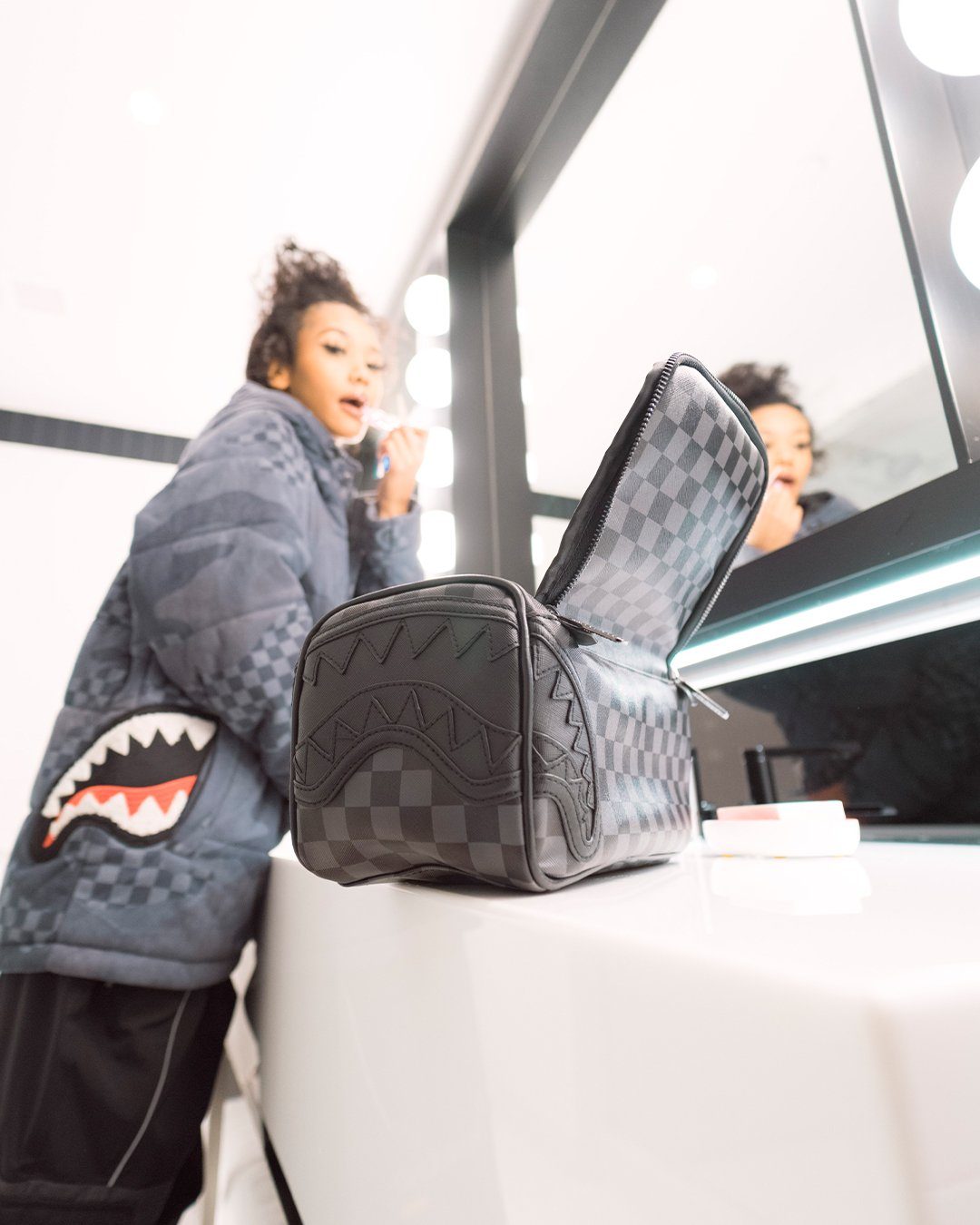 HENNY BLACK TOILETRY BAG
